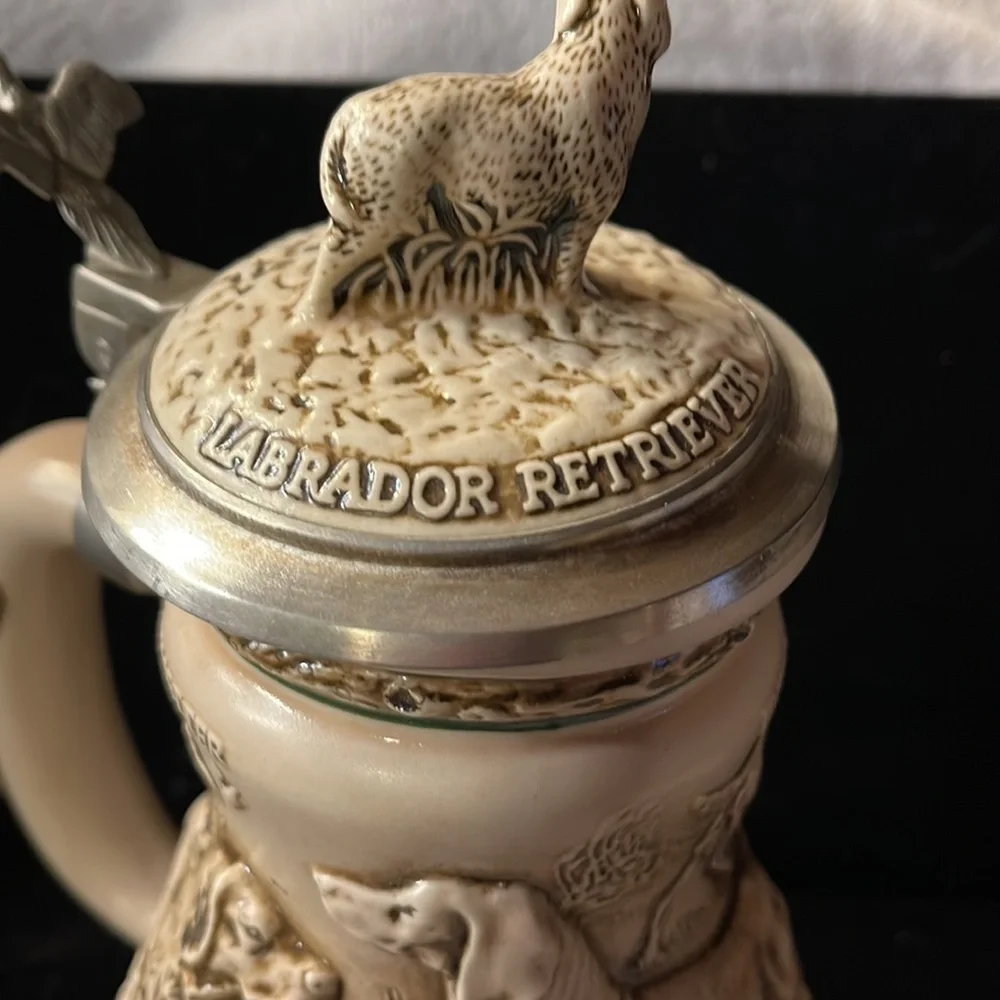 Avon-1991-Vintage Great Dogs of the Outdoors Stein Made in Brazil #189072